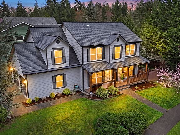 2nd image of 803 124th Court NE