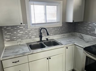 1203 Wooster Rd APT B, Winona Lake, IN 46590