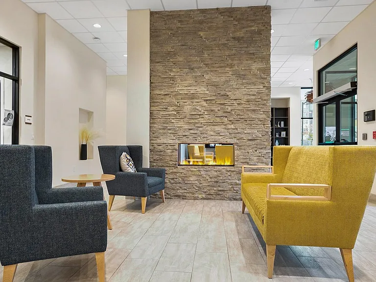 Tukwila Village Senior Living Apartments — Photo 41