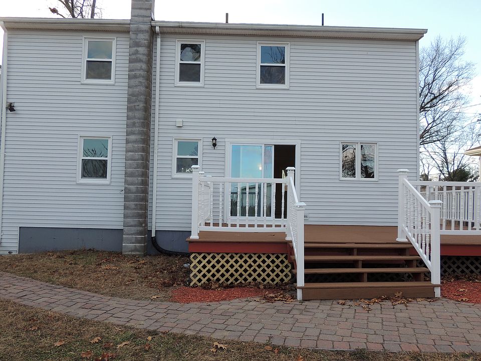 83 Wollaston St, Springfield, MA 01119 Zillow