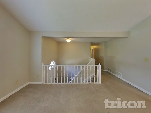 3rd image of 188 Whitney Ln