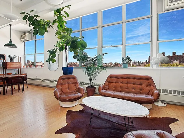 970 Kent Ave APT 401, Brooklyn, NY 11205