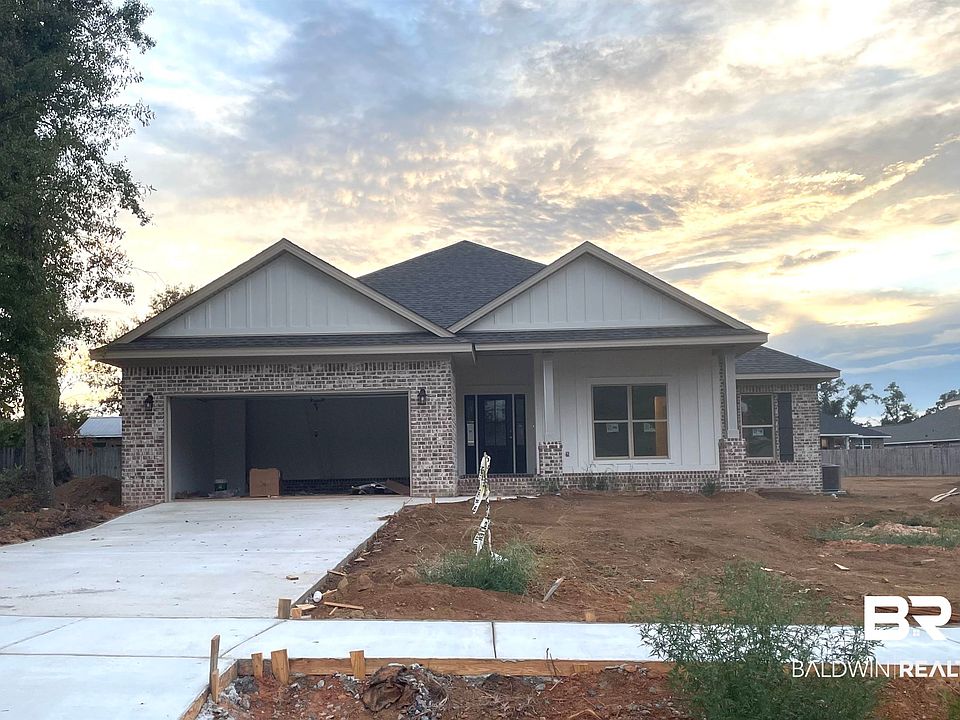 1st image of 22685 Ridgewood Dr