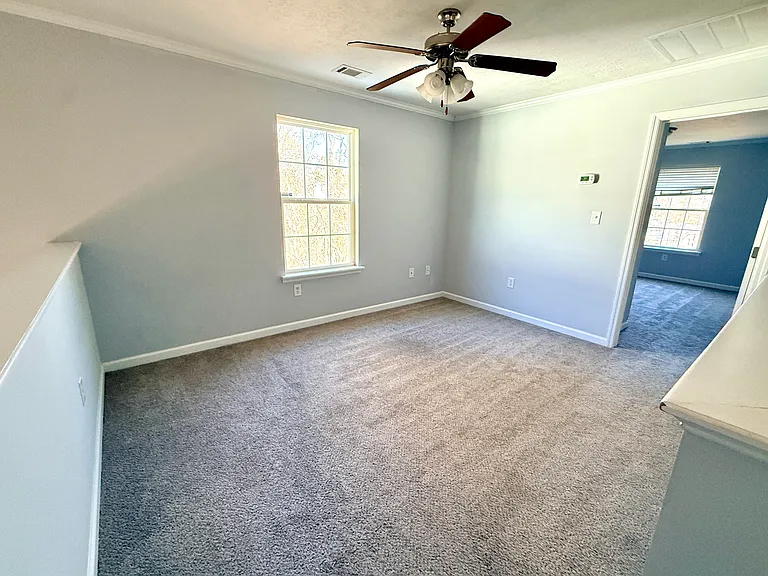 716 Lakeside Landing Ct — Photo 14
