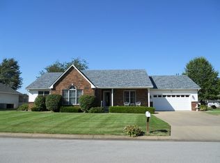 1319 Michael Ct, Carthage, MO 64836