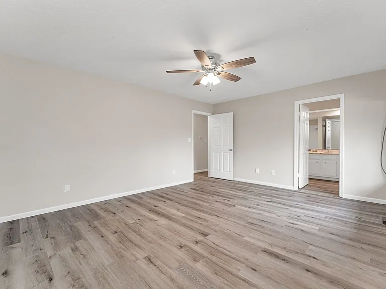 3700 E Cherry St — Photo 20