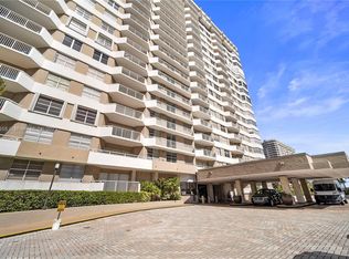 1965 S Ocean Dr APT 6J, Hallandale Beach, FL 33009