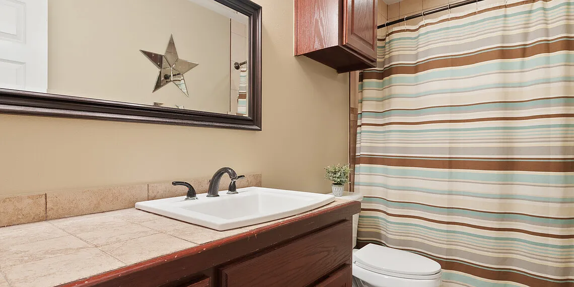 Bridgestone Apartments — Photo 4