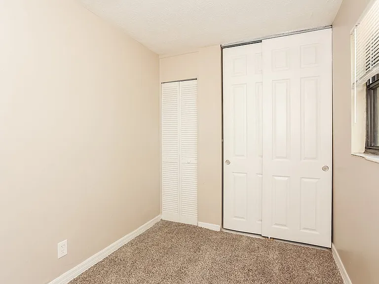7233 Eudine Dr S — Photo 12