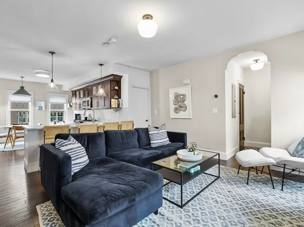 10 Lowell St #1, Somerville, MA 02143