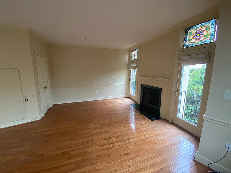 619 I St SE #A — Photo 10