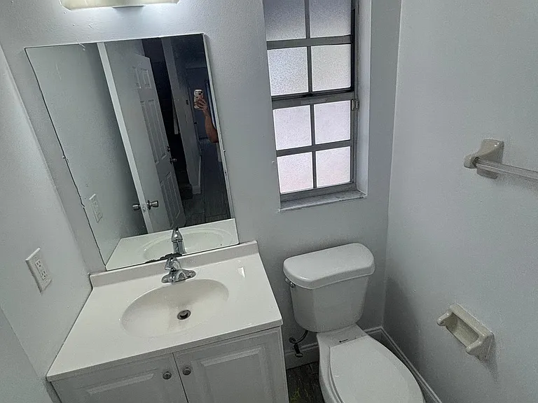 4825 Lighthouse Cir #4825 — Photo 36