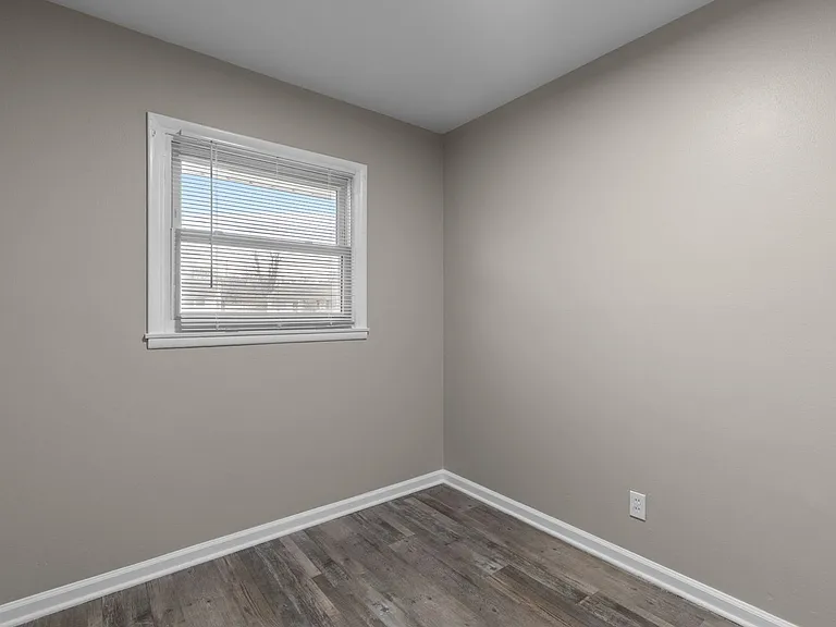 10518 Gretna Cir — Photo 17