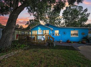 1025 11th Ave NW, Largo, FL 33770