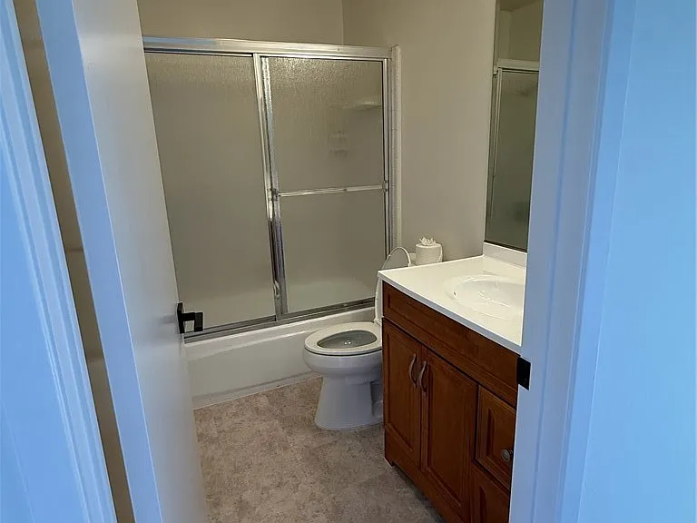 1137 N Maryland Ave #5 — Photo 28