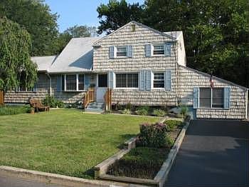 1st image of 39 Maplewood Dr