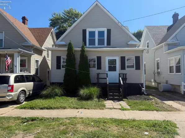 616 McEwen St, Sandusky, OH 44870
