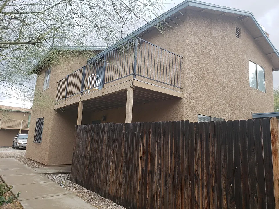1307 E Adams St #2