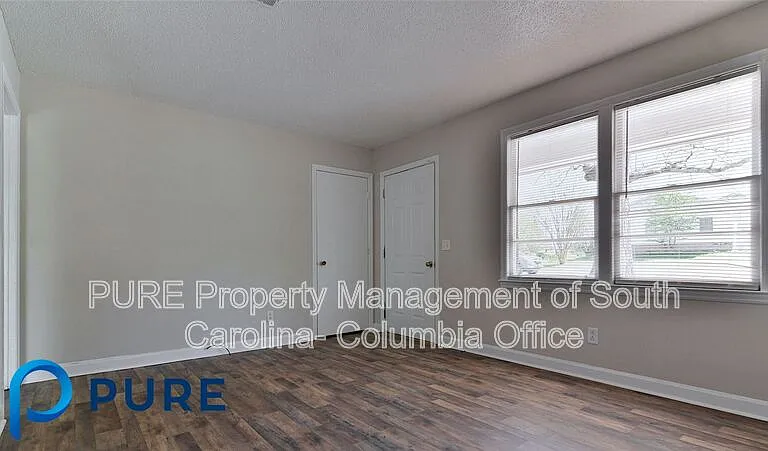 125 Charleswood Dr — Photo 10