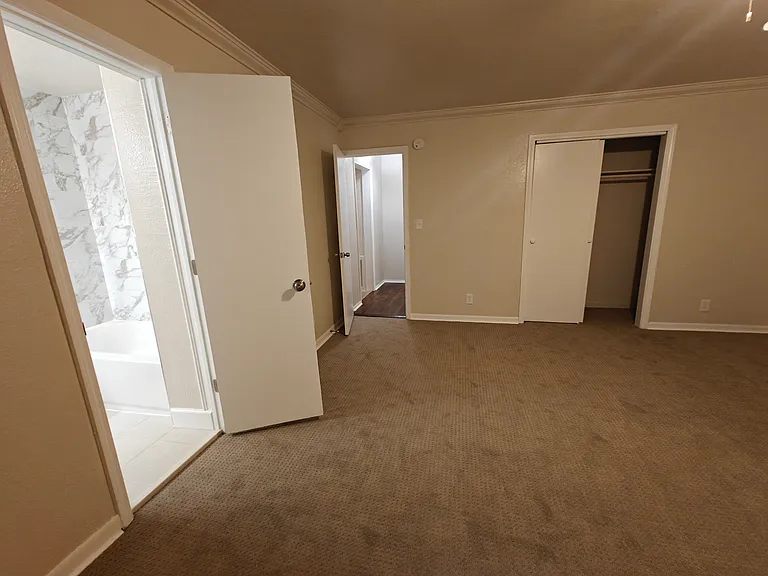 402 N Grant Ave — Photo 17