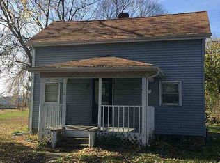 202 Sycamore St, Franklin Grove, IL 61031