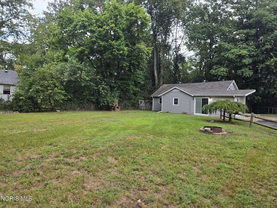 1st image of 727 Countway St