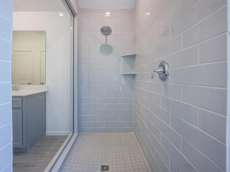 609 Royal Arch Dr — Photo 32