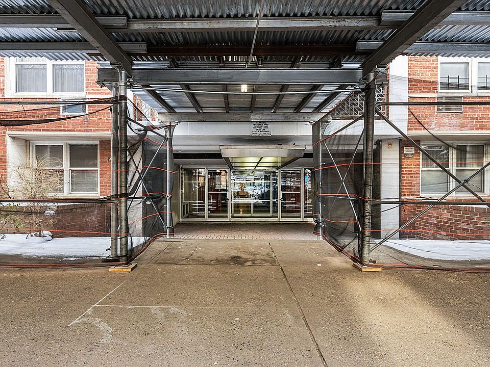 1st image of 144-30 Sanford Ave APT 4T