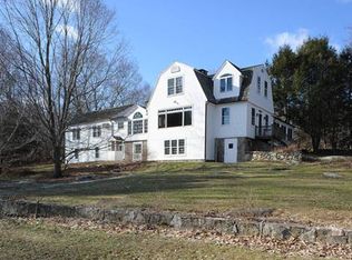 343 Roast Meat Hill Rd, Killingworth, CT 06419