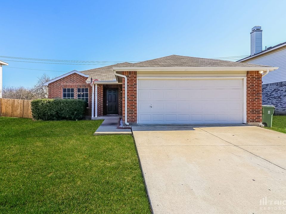 1st image of 7905 Mosstree Dr