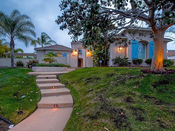 3rd image of 9626 Lario Ln