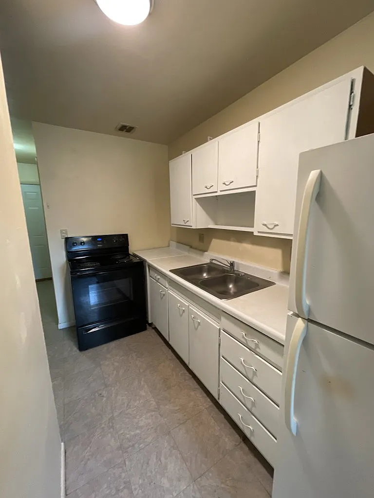 William Drive Apartments — Photo 4