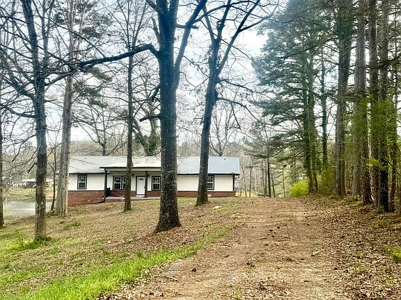 2nd image of 185 Hidden Cove Loop