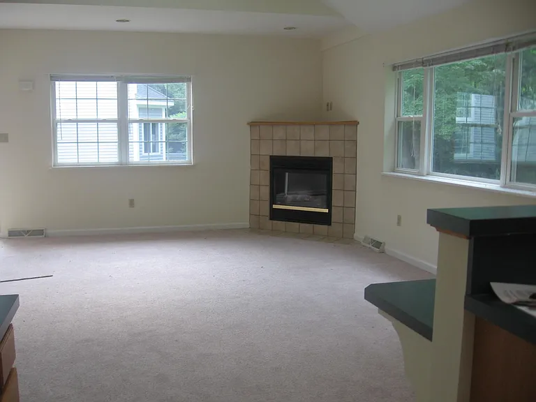 10 Sanctuary Dr #1 — Photo 3