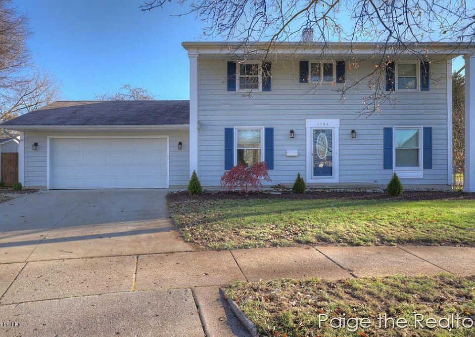 1st image of 1754 Conlon Ave SE