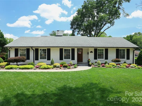 5501 Murrayhill Rd, Charlotte, NC 28210