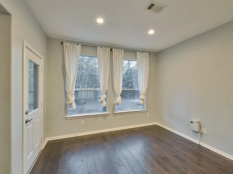 87 Benedict Canyon Loop — Photo 21