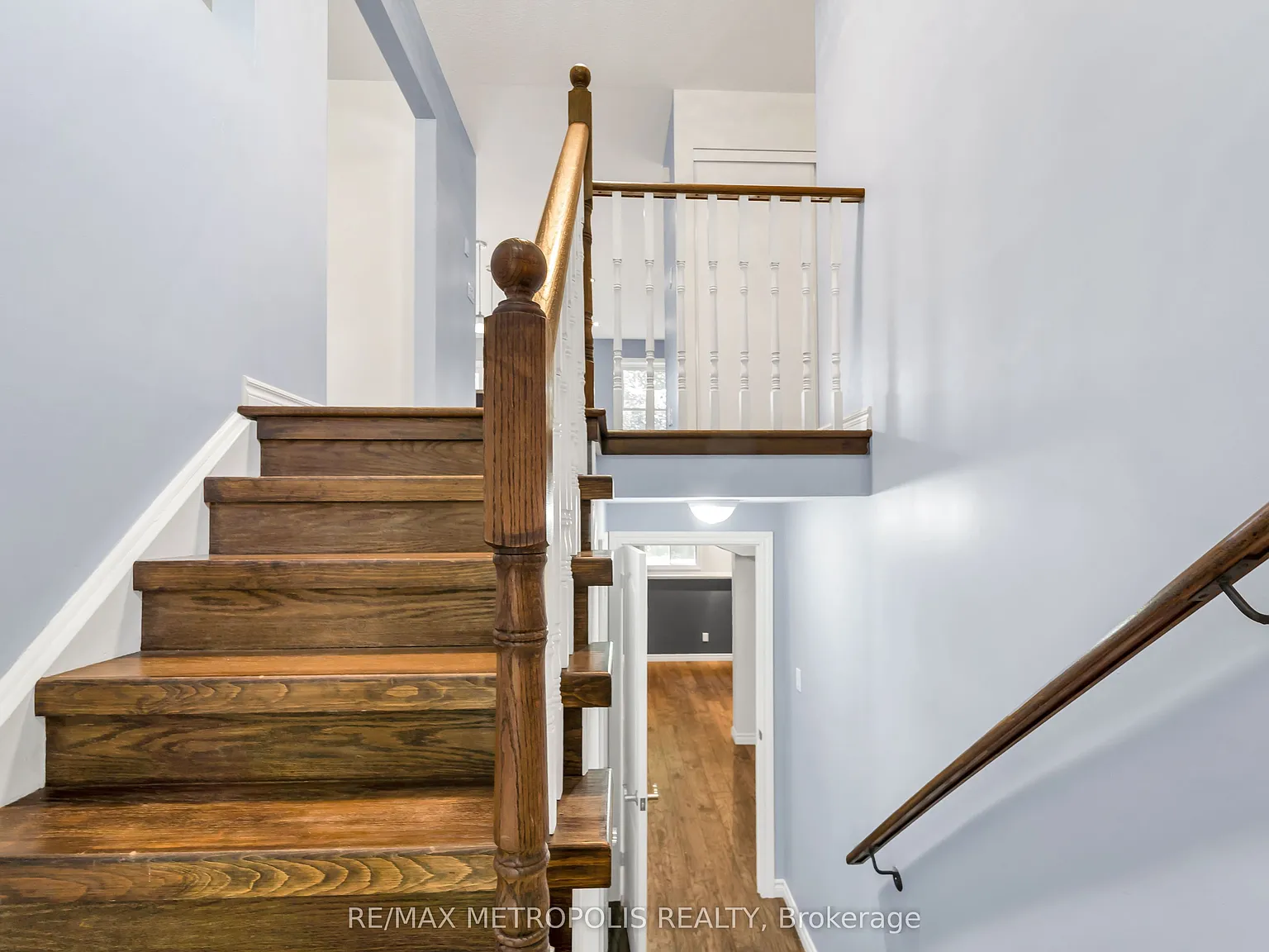 5 bed, $3,000 — Photo 2