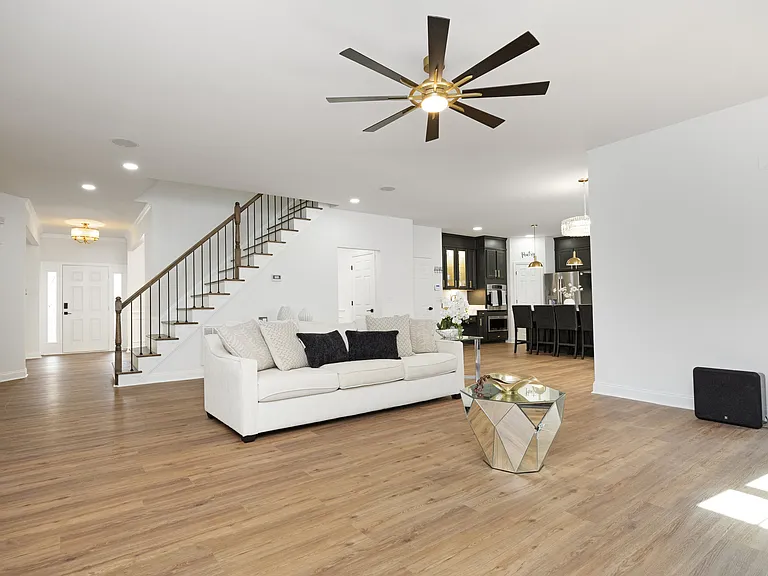 1428 White Opal Dr — Photo 15