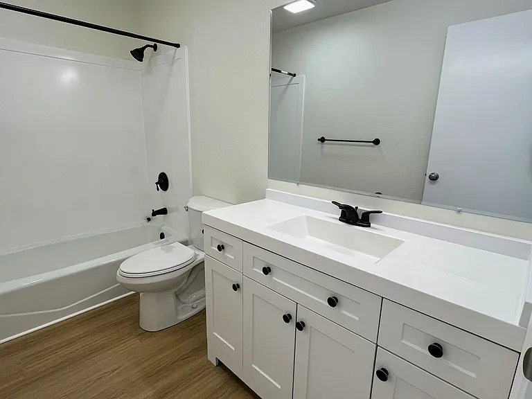 6553 California Ave SW #2 — Photo 13