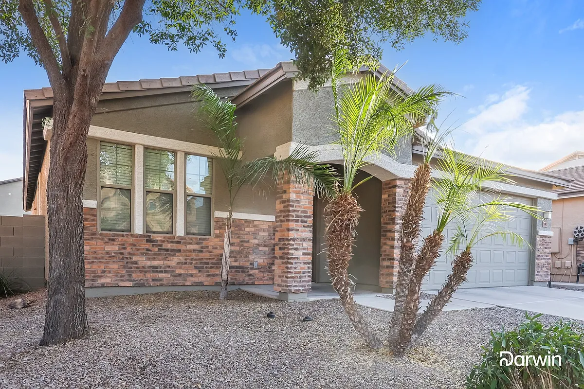 Building Photo - 991 E Saddleback Pl