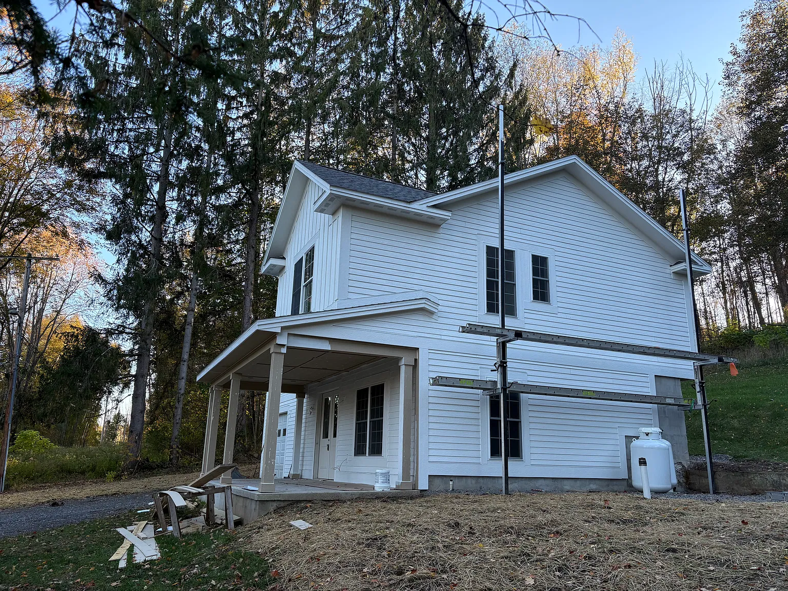 3 bed, 2000 sqft, $3,200 — Photo 2