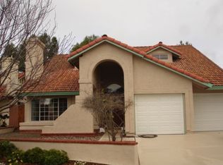 3428 Meadow View Dr, Oceanside, CA 92058