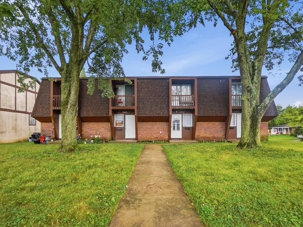 3667 McCarley Dr S, Columbus, OH 43228