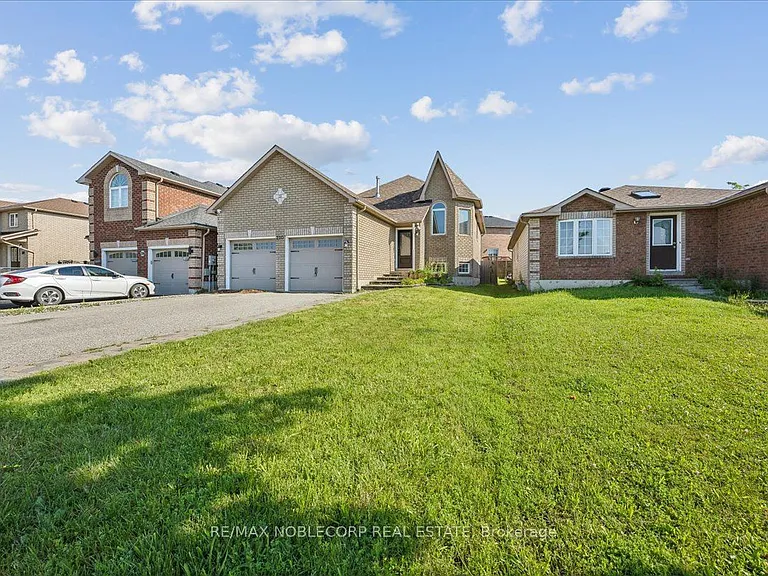 210 Dunsmore Ln #MAIN — Photo 1