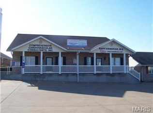 715 Maple Valley Dr, Farmington, MO 63640