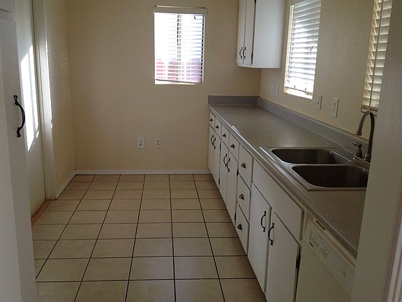 Repainted kitchen & cabinets