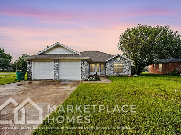 601 Cass Rd, Centerton, AR 72719