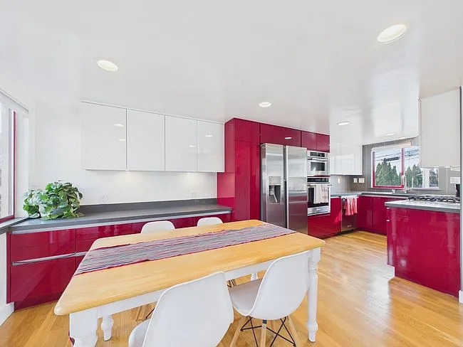 2 bed, 1636 sqft, $4,395 — Photo 4