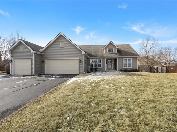 313 Carrie Ct, North Aurora, IL 60542
